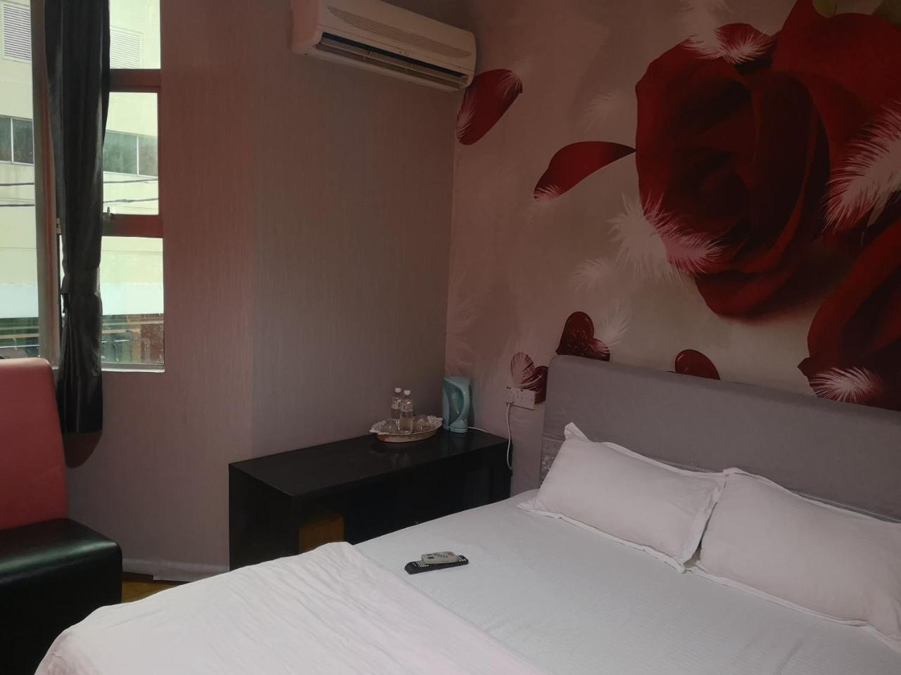 Home Inn Hotel Ipoh Exterior photo